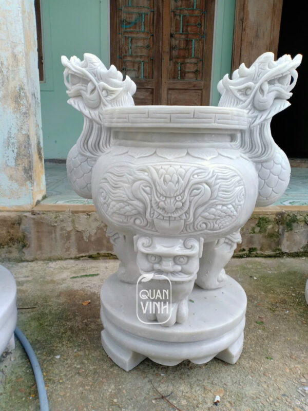 Lư hương bằng đá 04