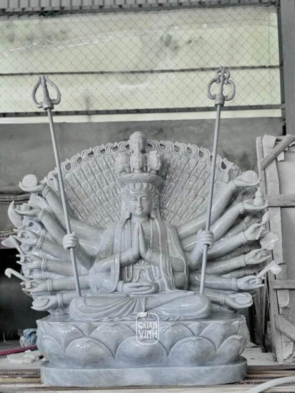 Tượng Bồ Tát Thiên Thủ Thiên Nhãn bằng đá 01